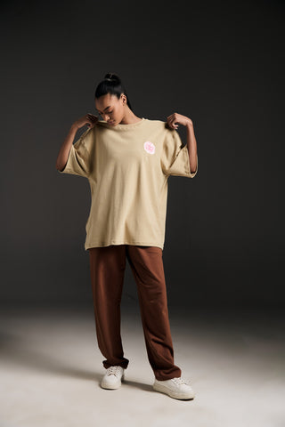 Guns N roses w Brown T pants