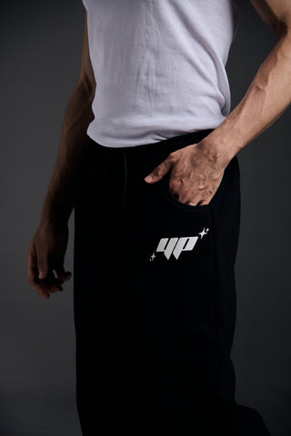 Legends Tee & Black T pants